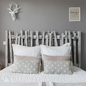 https://studio-nuitee-en-provence.aixenprovencehotels.org