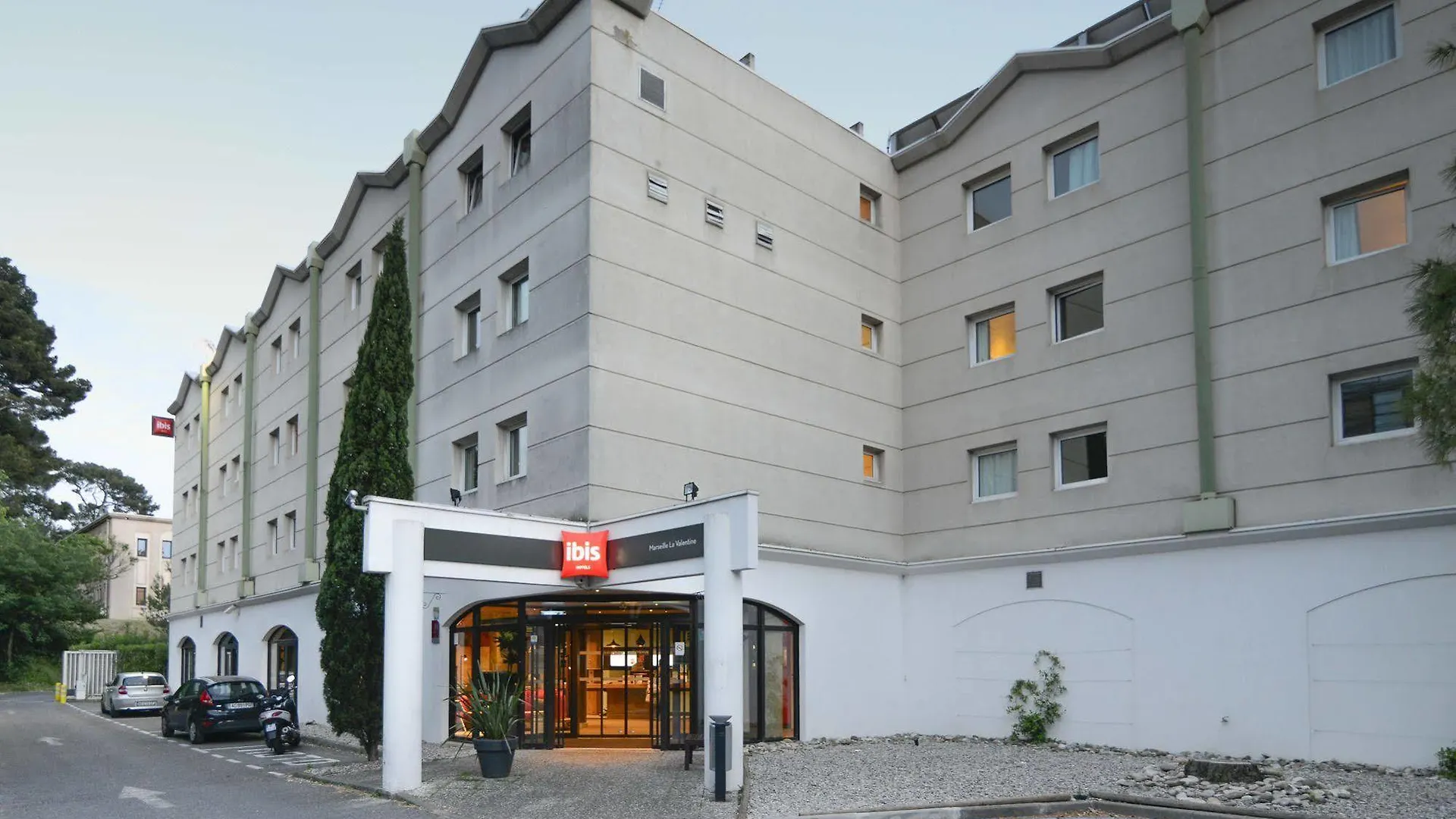 B&B Hotel Marseille La Valentine Porte D'Aubagne